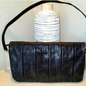 Worthington Shoulder Bag             Color Black